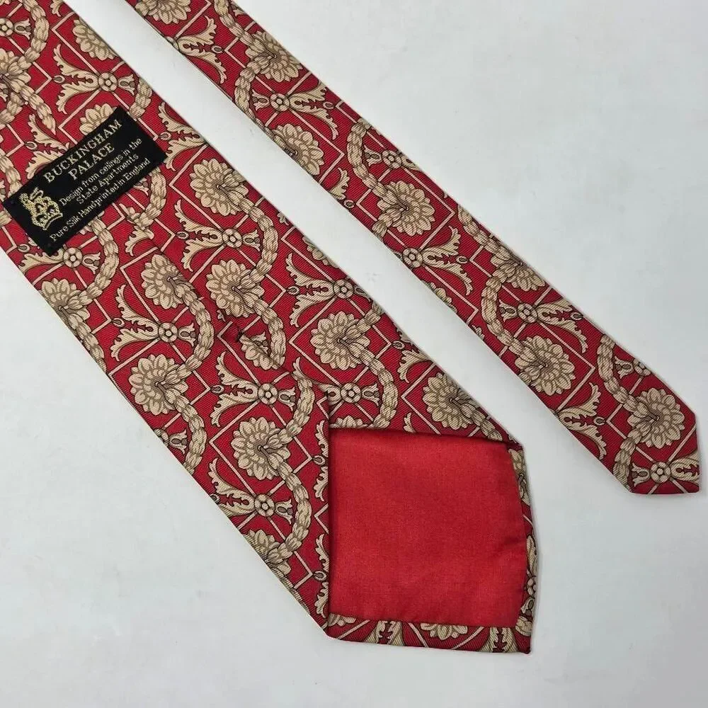 BUCKINGHAM PALACE ENGLAND SILK TIE RED TAN BAROQUE LUXURY FOULARD 3.5